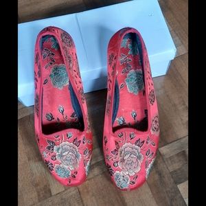 Red Flat Shoe